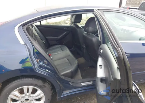 2010 Nissan Altima 2.5 S z USA, uszkodzony, nr VIN 1N4AL2AP4AN478399